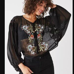 UO Forbidden Forest Floral Embroidered Black Blouse Top M